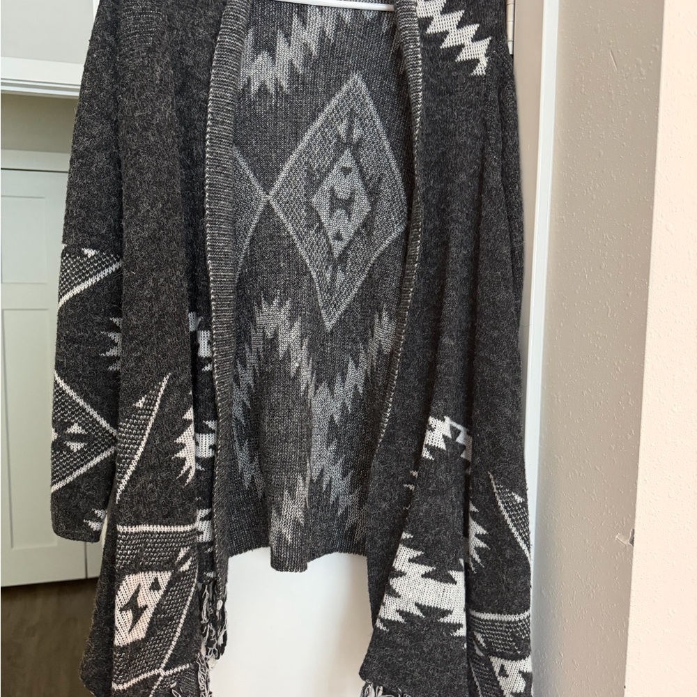 Windsor Charcoal and White Patterned Cardigan